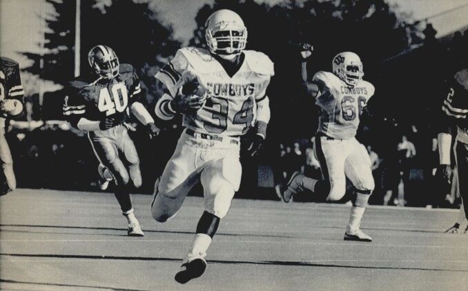 Guerin Emig: Mike Gundy and Thurman Thomas should sit down Saturday night, crack open a beer and have a long, therapeutic talk